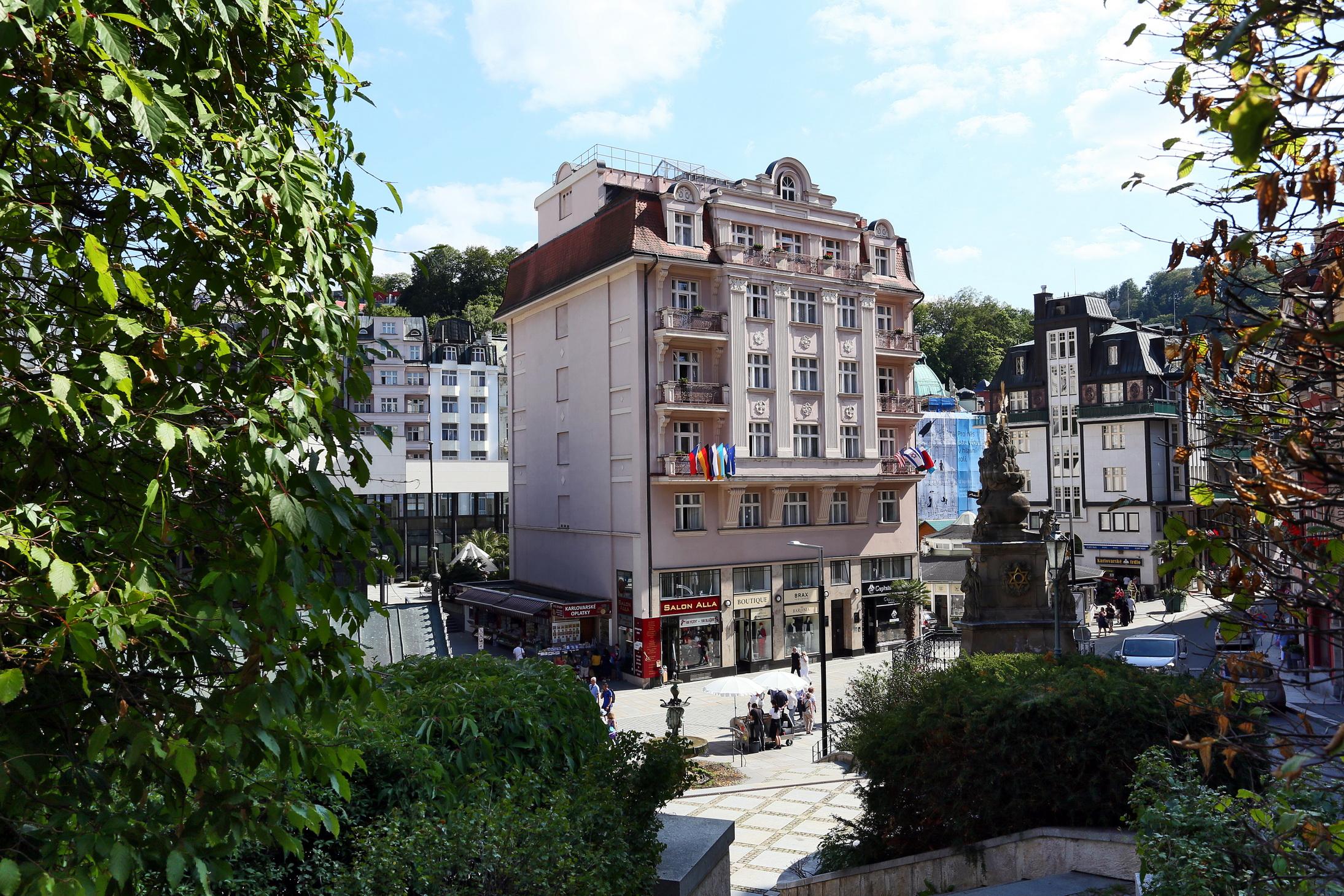 Art Deco Wolker By Astoria Hotel & Medical Spa Karlovy Vary Bagian luar foto
